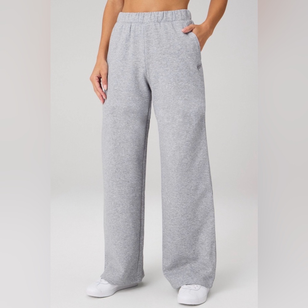 Fabletics Gray Women’s fleece wide leg Sweatpants